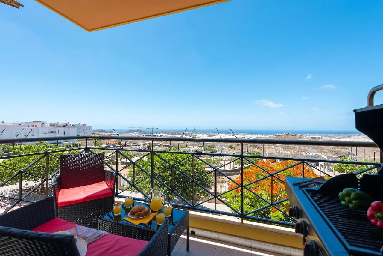 2M Parque La Reina Elegant View Appartement Arona  Spanje